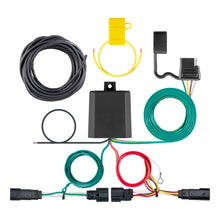 Laden Sie das Bild in den Galerie-Viewer, Curt 19-19 Jeep Cherokee Custom Wiring Harness (4-Way Flat Output)
