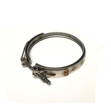 Laden Sie das Bild in den Galerie-Viewer, Industrial Injection 5in BIG BRO STYLE V-BAND CLAMP (DOWNPIPE CONNECTION)