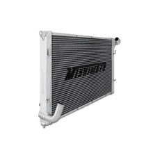 Laden Sie das Bild in den Galerie-Viewer, Mishimoto 01-07 Mini Cooper S Aluminum Radiator