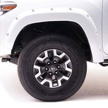 Charger l'image dans la galerie, EGR 14+ Chev Silverado 5ft Bed Bolt-On Look Color Match Fender Flares - Set - Summit White