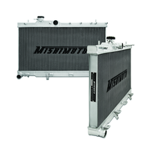 Laden Sie das Bild in den Galerie-Viewer, Mishimoto 00-04 Subaru Legacy Aluminum Radiator