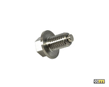 गैलरी व्यूवर में इमेज लोड करें, mountune 13-18 Ford Focus ST Magnetic Oil Drain Plug