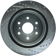 Laden Sie das Bild in den Galerie-Viewer, StopTech Select Sport 07-10 Chevrolet Avalanche 1500 Slotted &amp; Drilled Right Rear Rotor