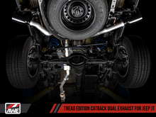 Carica l&#39;immagine nel visualizzatore di Gallery, AWE 20-21 Jeep Gladiator JT 3.6L Tread Edition Cat-Back Dual Exhaust - Diamond Black Tip