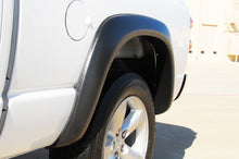 Laden Sie das Bild in den Galerie-Viewer, Lund 02-08 Dodge Ram 1500 Ex-Extrawide Style Textured Elite Series Fender Flares - Black (4 Pc.)