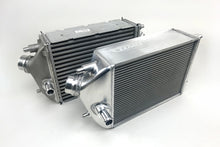 गैलरी व्यूवर में इमेज लोड करें, CSF Porsche 911 GT2 RS Twin Intercooler Set