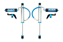 Carica l&#39;immagine nel visualizzatore di Gallery, King Shocks 1997+ Nissan Patrol Y61 Frt 2.5 Dia Shock Remote 2.5 Fin Res 0-2in Lift w/Brkt (Pair)