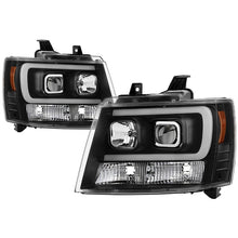Carica l&#39;immagine nel visualizzatore di Gallery, Spyder 07-14 Chevy Suburban/Tahoe V2 Projector Headlights LED Turn Sig Black PRO-YD-CSUB07V3-SB-BK