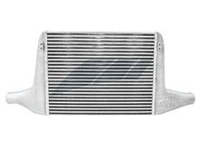 Charger l&#39;image dans la galerie, AWE Tuning 2018-2019 Audi B9 S4 / S5 Quattro 3.0T Cold Front Intercooler Kit