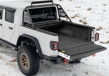 Carica l&#39;immagine nel visualizzatore di Gallery, BedRug 2020+ Jeep Gladiator JT 5 Foot Full Bed Liner (Use w/Spray-In &amp; Non-Lined Bed)