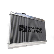 Laden Sie das Bild in den Galerie-Viewer, Skunk2 Alpha Series 94-01 Acura Integra Radiator (Full Size) (Dual Core) (Manual Trans.)