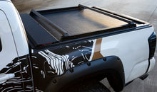 Laden Sie das Bild in den Galerie-Viewer, Roll-N-Lock 2019 Ram 1500 65.6in Bed Qwikrak Recreational Bars