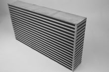 गैलरी व्यूवर में इमेज लोड करें, CSF High Performance Bar &amp; Plate Intercooler Core - 20in L x 12in H x 4in W