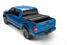 Laden Sie das Bild in den Galerie-Viewer, Lund 05-17 Nissan Frontier (6ft. Bed) Genesis Elite Tri-Fold Tonneau Cover - Black
