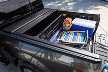 Laden Sie das Bild in den Galerie-Viewer, Roll-N-Lock 2019 Ram 1500-3500 SB 74.5in E-Series Retractable Tonneau Cover