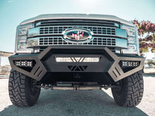 Carica l'immagine nel visualizzatore di Gallery, Road Armor 17-20 Ford F-250 SPARTAN Front Bumper Bolt-On Pre-Runner Guard - Tex Blk
