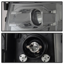 Carica l&#39;immagine nel visualizzatore di Gallery, Spyder Chevy Silverado 1500 07-13 Version 3 Projector Headlights - Smoke PRO-YD-CS07V3-LBDRL-SM