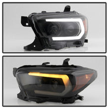 Cargar imagen en el visor de la galería, Spyder Toyota Tacoma 16-18 (SR5 Model Only) Projector Headlights Black Smoke PRO-YD-TT16-LB-BSM