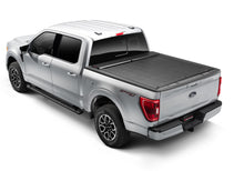 गैलरी व्यूवर में इमेज लोड करें, Roll-N-Lock 21-22 Ford F150 (w/o OE Cargo Tracks - 97.6in. Bed) M-Series Retractable Tonneau Cover