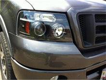 Laden Sie das Bild in den Galerie-Viewer, Spyder Ford F150 04-08 Projector Headlights Version 2 LED Halo LED Blk PRO-YD-FF15004-HL-G2-BK