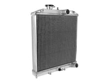 Laden Sie das Bild in den Galerie-Viewer, Skunk2 Alpha Series 92-00 Honda Civic Radiator (Half Size) (Dual Core) (Manual Trans.)