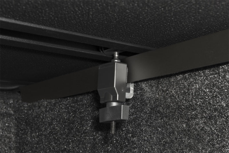 Extang 14-16 Chevy/GMC Silv/Sierra 1500 (6.5ft) / 14-16 2500/3500HD Solid Fold 2.0