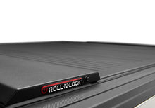 Laden Sie das Bild in den Galerie-Viewer, Roll-N-Lock 2021 Ford F-150 67.1in E-Series Retractable Tonneau Cover
