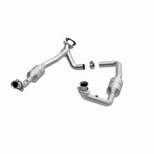 Carica l&#39;immagine nel visualizzatore di Gallery, Magnaflow Conv DF 2002 Ford E-Series Vans 5.4L