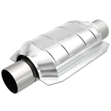 Carica l&#39;immagine nel visualizzatore di Gallery, MagnaFlow Conv Univ 2.5inch OBDII Rear