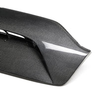 Carica l&#39;immagine nel visualizzatore di Gallery, Seibon 2018 Kia Stinger OE-Style Carbon Fiber Rear Trunk Garnish