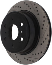 Charger l&#39;image dans la galerie, StopTech 07-10 GMC Sierra (w/ Rear Drum) / 07-09 GMC Yukon Rear Left Slotted &amp; Drilled Rotor