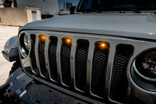 गैलरी व्यूवर में इमेज लोड करें, Oracle Pre-Runner Style LED Grille Kit for Jeep Wrangler JL - Amber