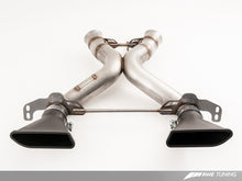 Laden Sie das Bild in den Galerie-Viewer, AWE Tuning McLaren 650S Performance Exhaust - Machined Tips