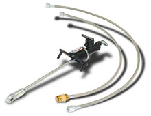 Laden Sie das Bild in den Galerie-Viewer, McLeod Master Cyl 13/16in Bore 1998-2002 Camaro W/23in Line Assy