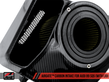 Charger l&#39;image dans la galerie, AWE Tuning Audi B9 SQ5 3.0T AirGate Carbon Fiber Intake w/ Lid