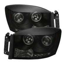 Carica l&#39;immagine nel visualizzatore di Gallery, Spyder Dodge Ram 1500 06-08 06-09 Projector Headlights LED Halo LED Blk Smke PRO-YD-DR06-HL-BSM
