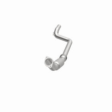 गैलरी व्यूवर में इमेज लोड करें, MagnaFlow 07-10 Dodge Charger 3.5L CARB Compliant Direct Fit Catalytic Converter