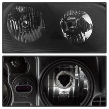 Carica l&#39;immagine nel visualizzatore di Gallery, xTune 09-12 Chevrolet Traverse (Excl LTZ) OEM Style Headlights - Black (HD-JH-CTRA09-AM-BK)