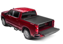 Laden Sie das Bild in den Galerie-Viewer, Roll-N-Lock 07-13 Chevy Silverado/Sierra XSB 67-3/4in Cargo Manager