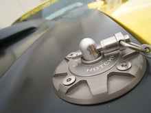 Laden Sie das Bild in den Galerie-Viewer, Hotchkis Universal Hood Pin Kit