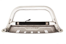 Laden Sie das Bild in den Galerie-Viewer, Lund 07-17 Chevy Silverado 1500 Bull Bar w/Light &amp; Wiring - Polished