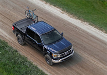 Laden Sie das Bild in den Galerie-Viewer, Roll-N-Lock 19-22 Chevrolet Silverado 1500 (w/o Carbon Pro - 69.9in.) E-Series XT Retractable Cover