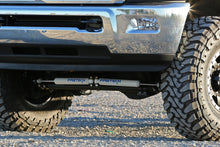 Carica l&#39;immagine nel visualizzatore di Gallery, Fabtech 14-18 Ram 2500/3500 4WD Dual Steering Stabilizer System w/Perf. Shocks