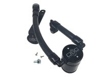 Carica l&#39;immagine nel visualizzatore di Gallery, J&amp;L 07-14 Ford Mustang GT500 Driver Side Oil Separator 3.0 - Black Anodized