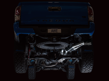 Carica l&#39;immagine nel visualizzatore di Gallery, AWE 16-22 Toyota Tacoma 0FG Catback Exhaust w/ BashGuard - Dual Diamond Black Tips