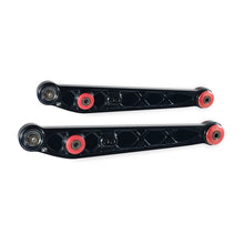 Laden Sie das Bild in den Galerie-Viewer, Skunk2 Honda/Acura EK Alpha Series Rear Lower Control Arm Set - Black