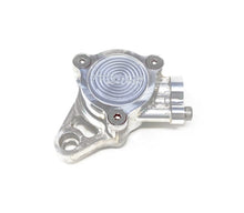 गैलरी व्यूवर में इमेज लोड करें, Torque Solution Billet Cam Sensor Housing Mitsubishi Evolution 4/5/6/7/8 - Silver - 2to4wheels