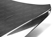 गैलरी व्यूवर में इमेज लोड करें, Seibon 08-12 Mitsubishi Lancer Evo X DV-Style Carbon Fiber Hood