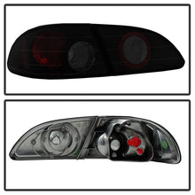 Carica l&#39;immagine nel visualizzatore di Gallery, Spyder Toyota Corolla 98-02 Euro Tail Lights Black Smoke ALT-YD-TC98-BSM