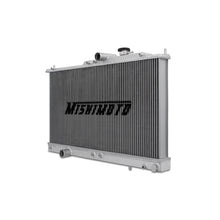 Laden Sie das Bild in den Galerie-Viewer, Mishimoto 00-05 Mitsubishi Eclipse GT Manual Aluminum Radiator